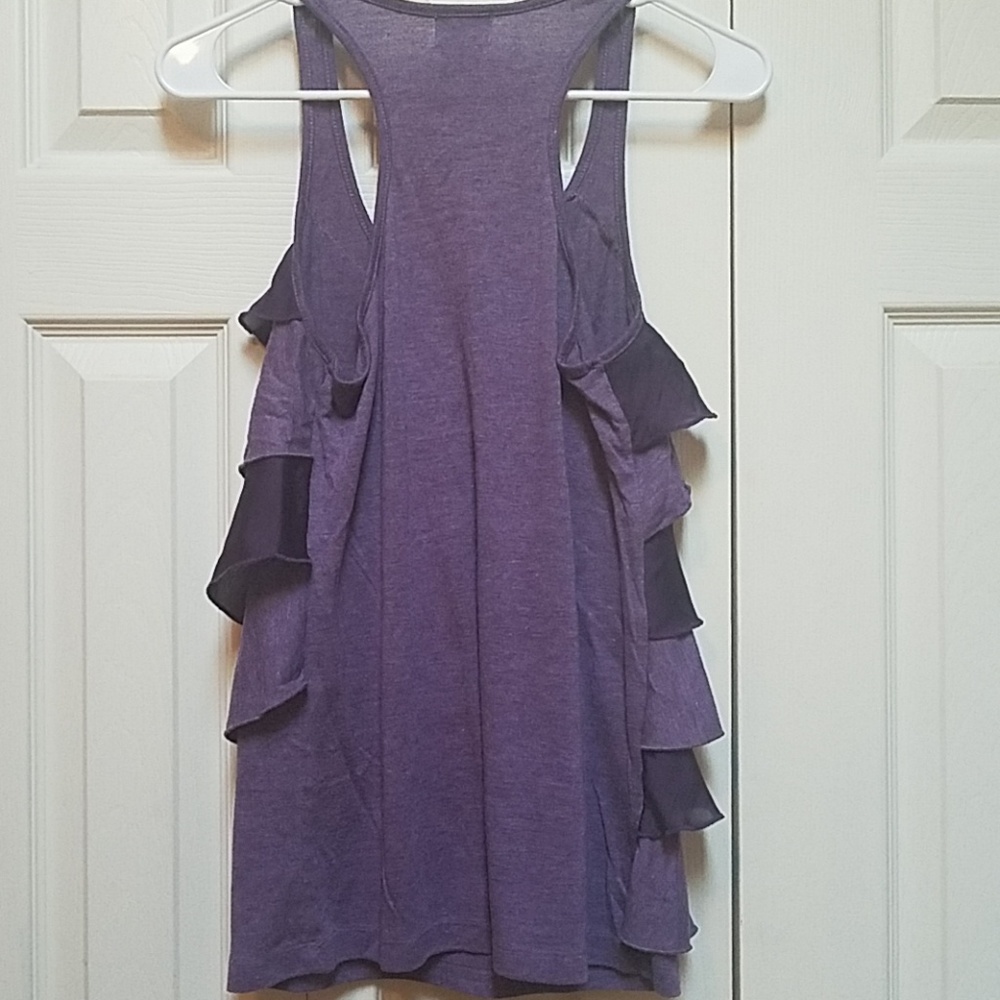 ❣️ Super cute Ruffle top - Picture 3 of 3